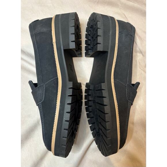 TOMS Cara Black Leather Platform Loafers Women’s 9 Lug Sole Modern Preppy - Picture 3 of 9